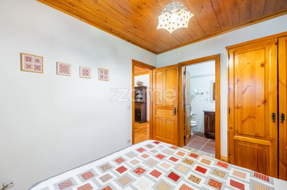 Moradia T3 para Venda em Amendoeira Foto 25