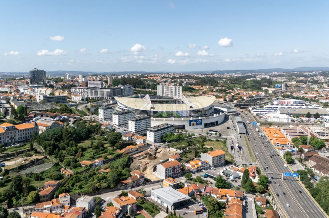 Terreno Comércio / Armazém para Arrendamento em Campanhã Foto 20