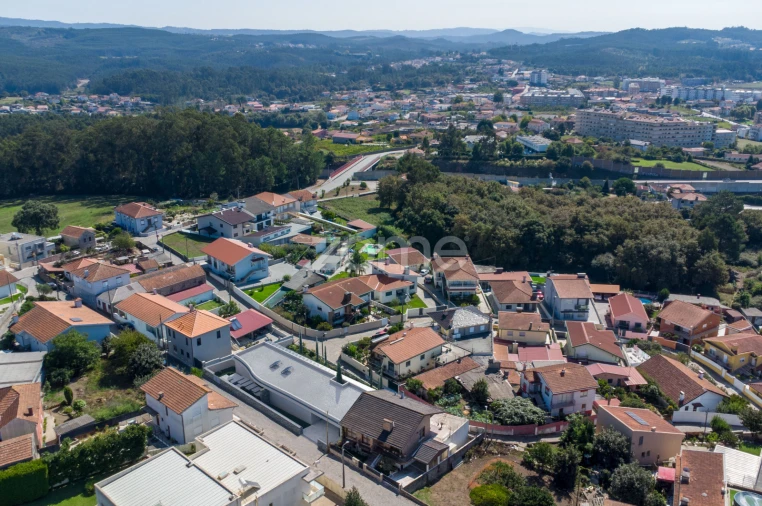 Terreno para Venda em Coronado (São Romão e São Mamede) Foto 10