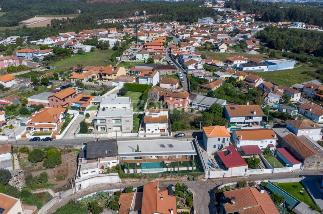 Terreno para Venda em Coronado (São Romão e São Mamede) Foto 8