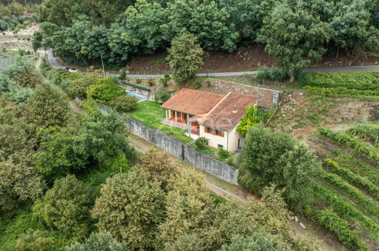 Moradia T3 para Venda em Amares e Figueiredo Foto 47