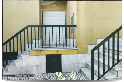 Moradia T6 para Venda em São Domingos de Rana