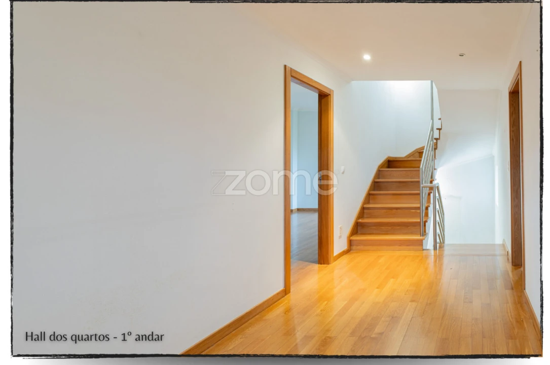 Moradia T6 para Venda em São Domingos de Rana Foto 35