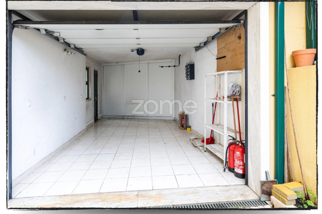 Moradia T6 para Venda em São Domingos de Rana Foto 49