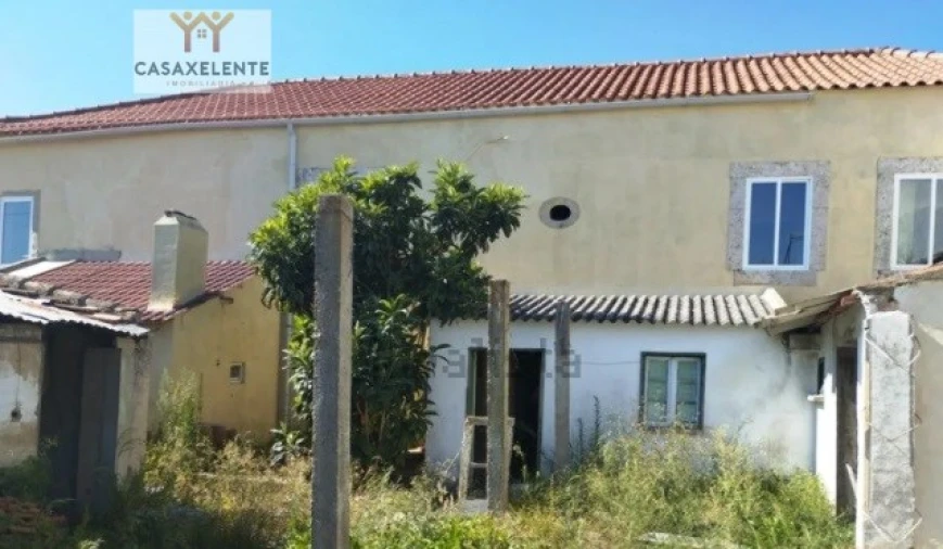 Prédio para Venda em Santo Antão e São Julião do Tojal Foto 7