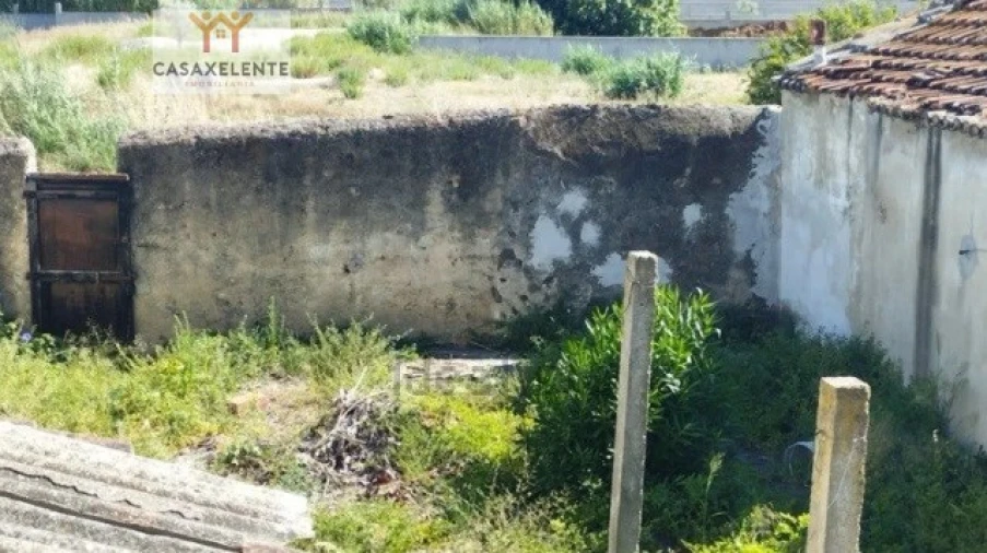 Prédio para Venda em Santo Antão e São Julião do Tojal Foto 15