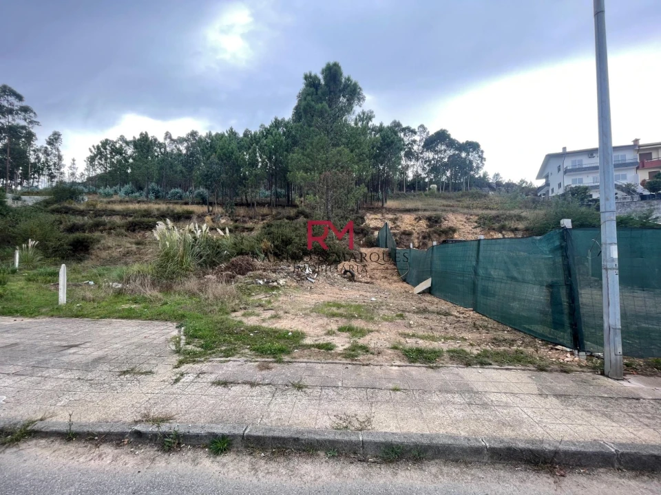 Terreno para Venda em Valongo Foto 4