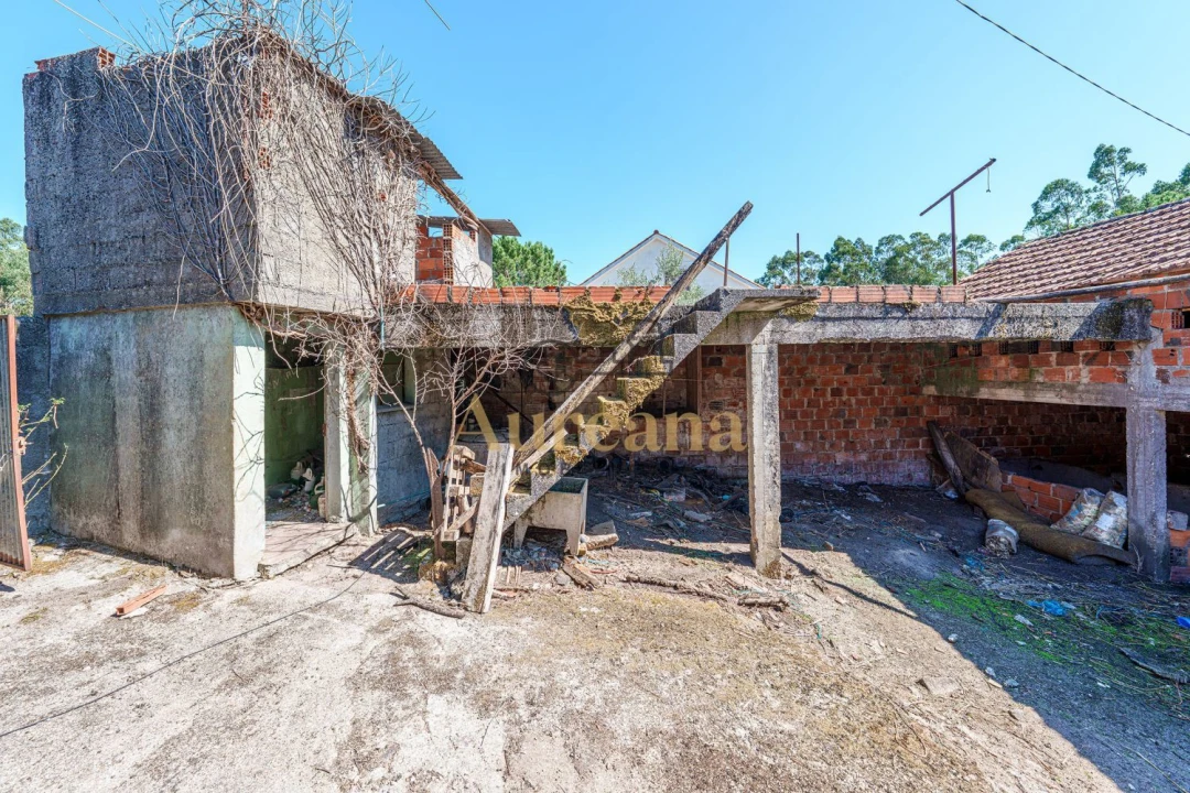 Moradia T1 para Venda em Urqueira Foto 17