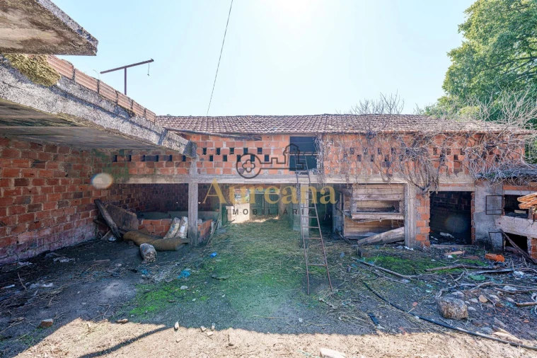 Moradia T1 para Venda em Urqueira Foto 6