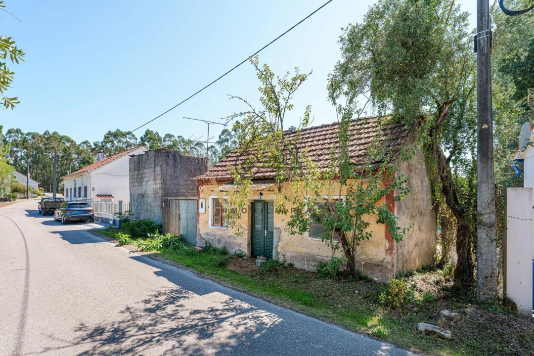 Moradia T1 para Venda em Urqueira Foto 3