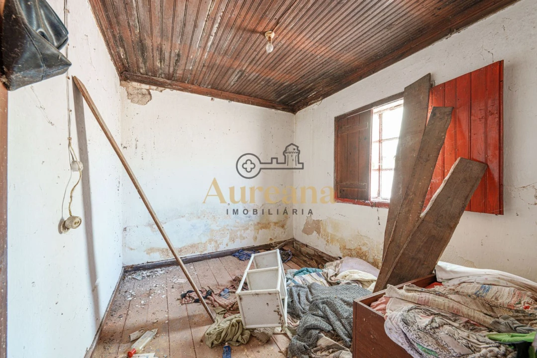 Moradia T1 para Venda em Urqueira Foto 14