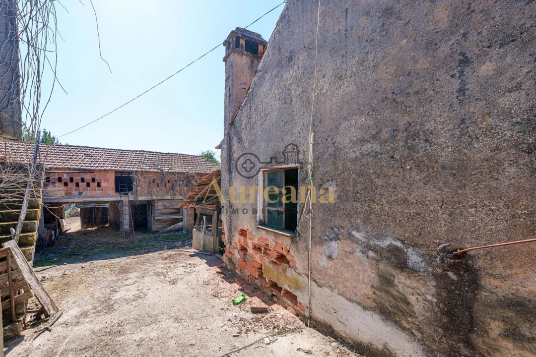 Moradia T1 para Venda em Urqueira Foto 4