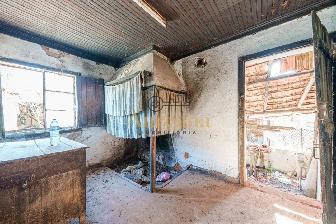 Moradia T1 para Venda em Urqueira Foto 11