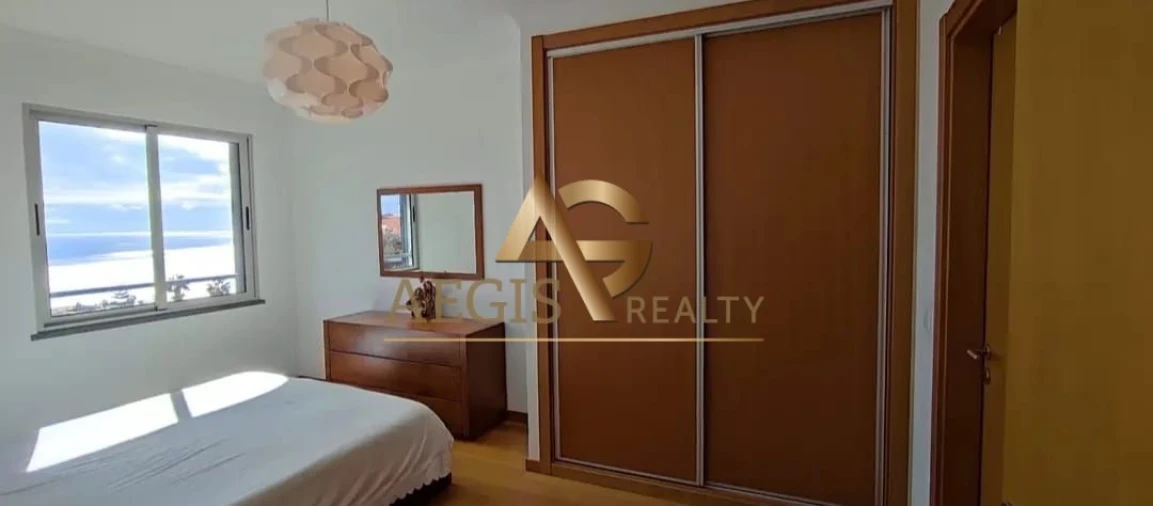 Apartamento T2 para Venda em Caniço Foto 9