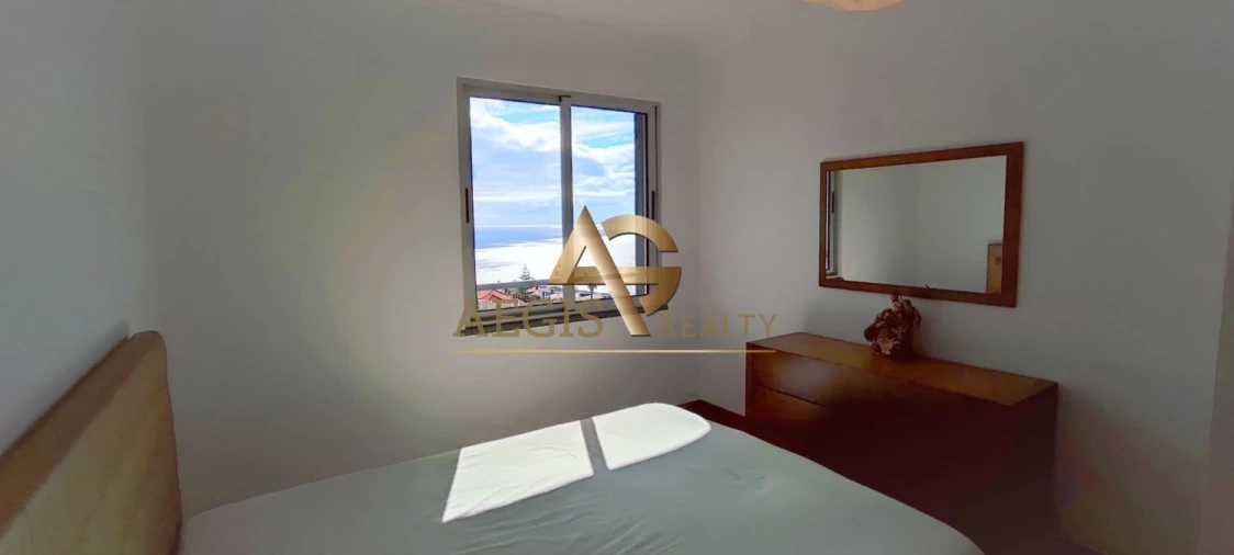 Apartamento T2 para Venda em Caniço Foto 8