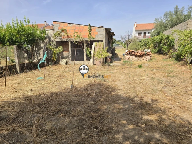 Moradia T4 para Venda em Escalos de Cima e Lousa Foto 18