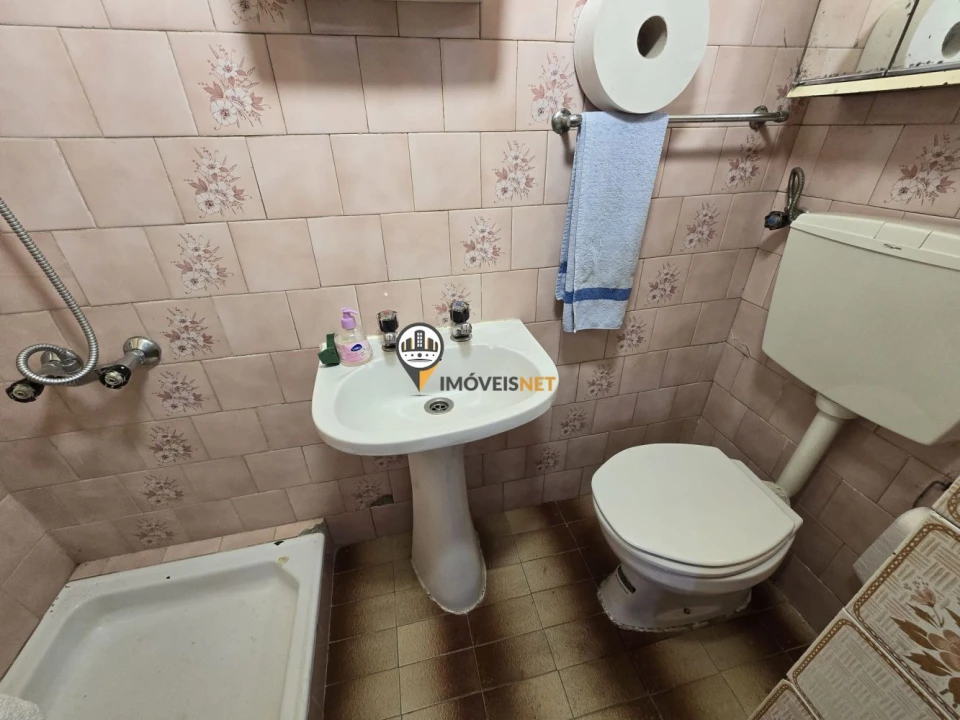 Moradia T4 para Venda em Escalos de Cima e Lousa Foto 36