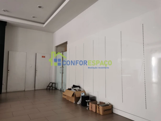 Loja para Venda em Castelo Branco Foto 1