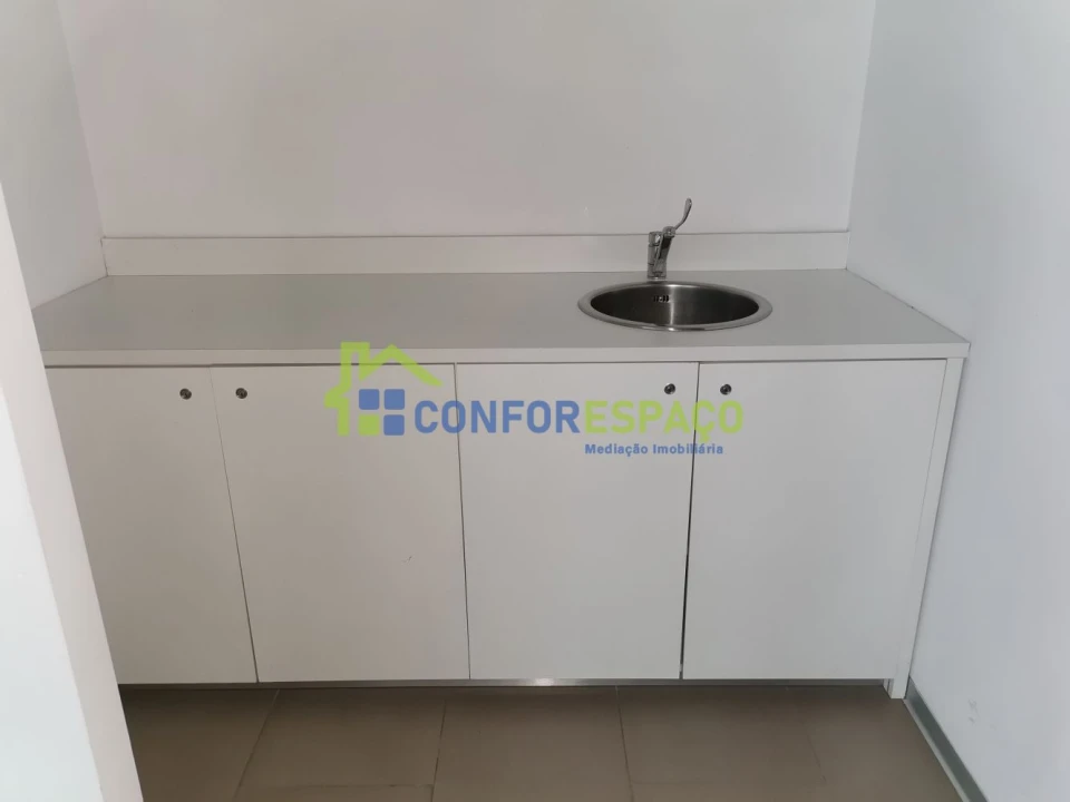 Loja para Venda em Castelo Branco Foto 30