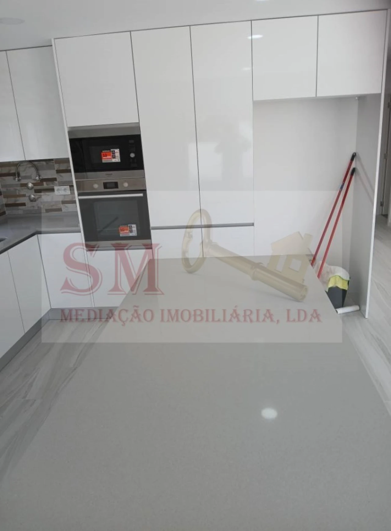 Moradia T3 para Venda em Fernao Ferro Foto 3