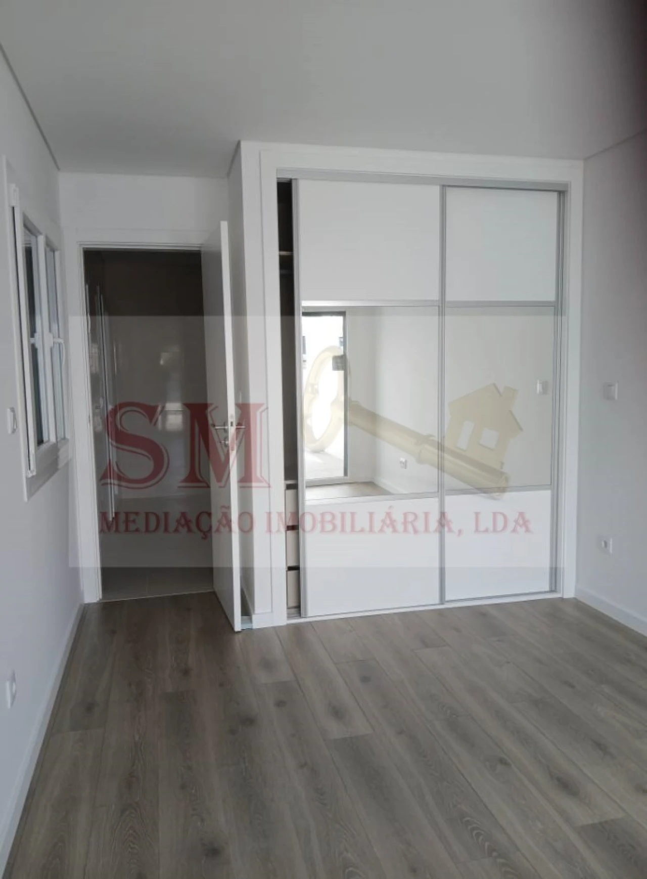 Moradia T3 para Venda em Fernao Ferro Foto 6