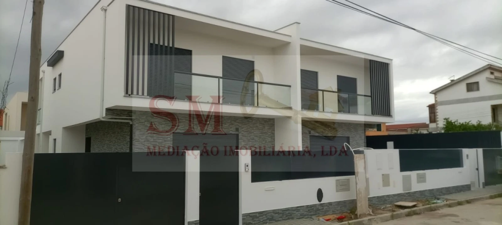 Moradia T3 para Venda em Fernao Ferro Foto 1