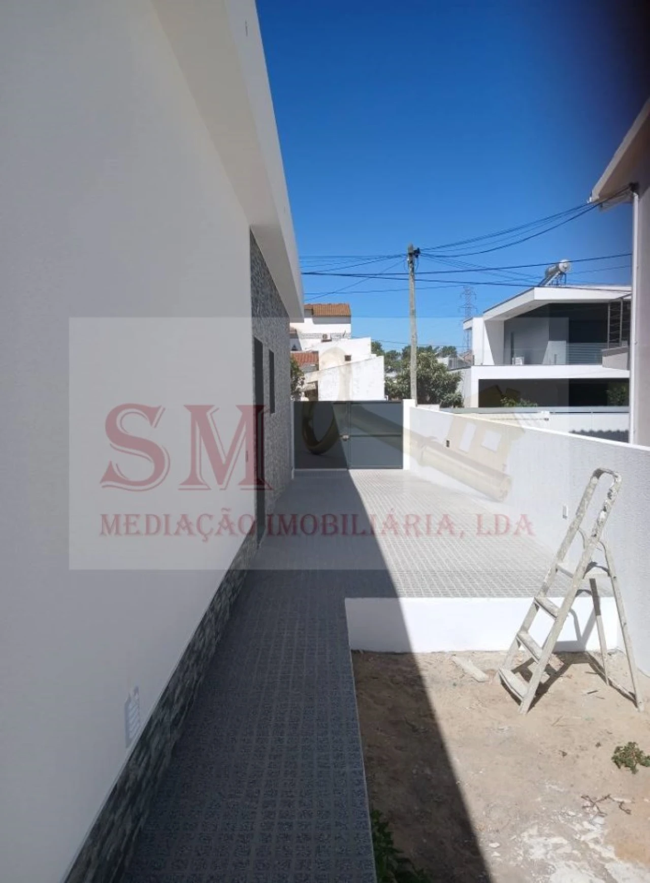 Moradia T4 para Venda em Fernao Ferro Foto 34