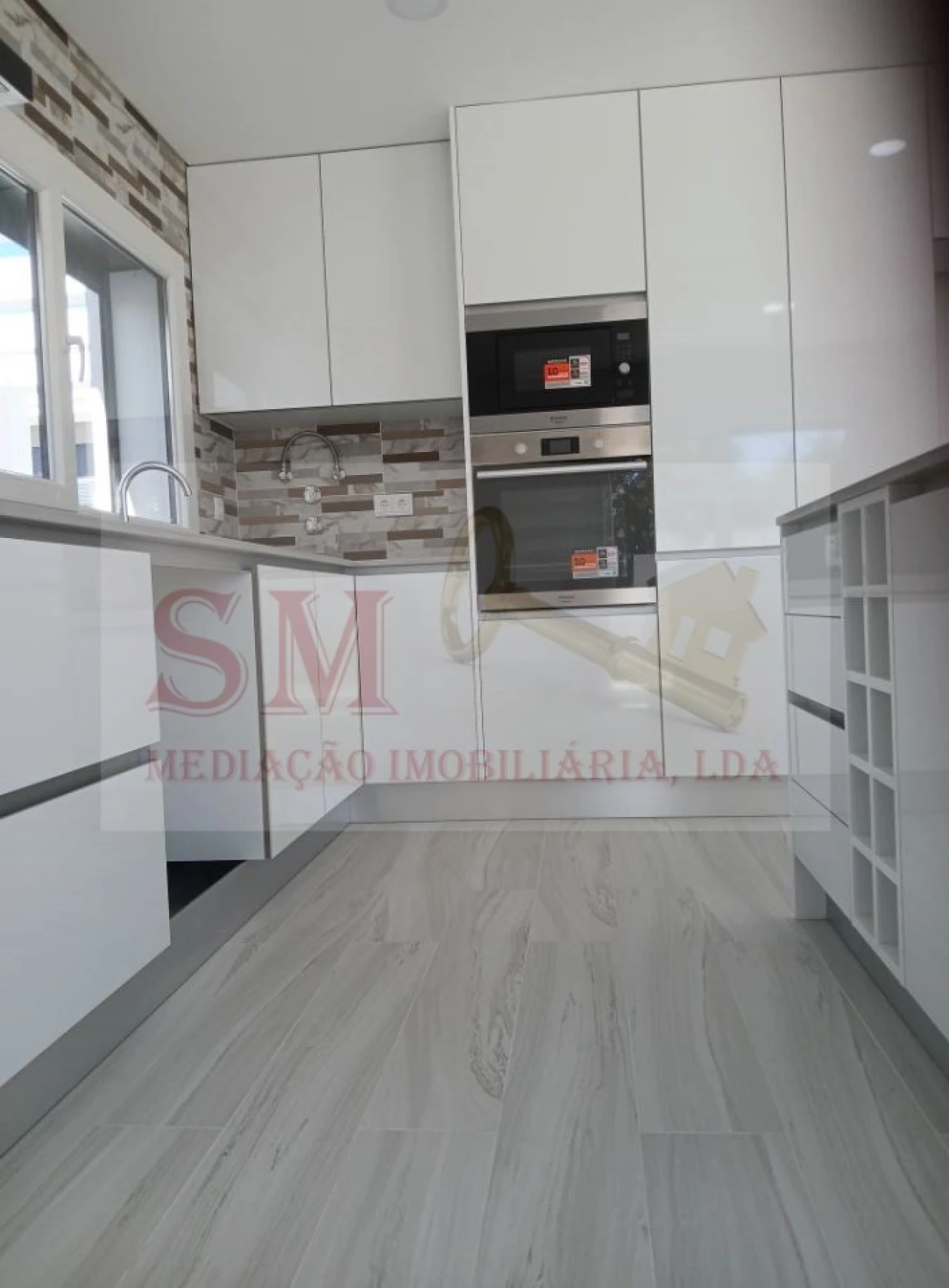 Moradia T4 para Venda em Fernao Ferro Foto 2