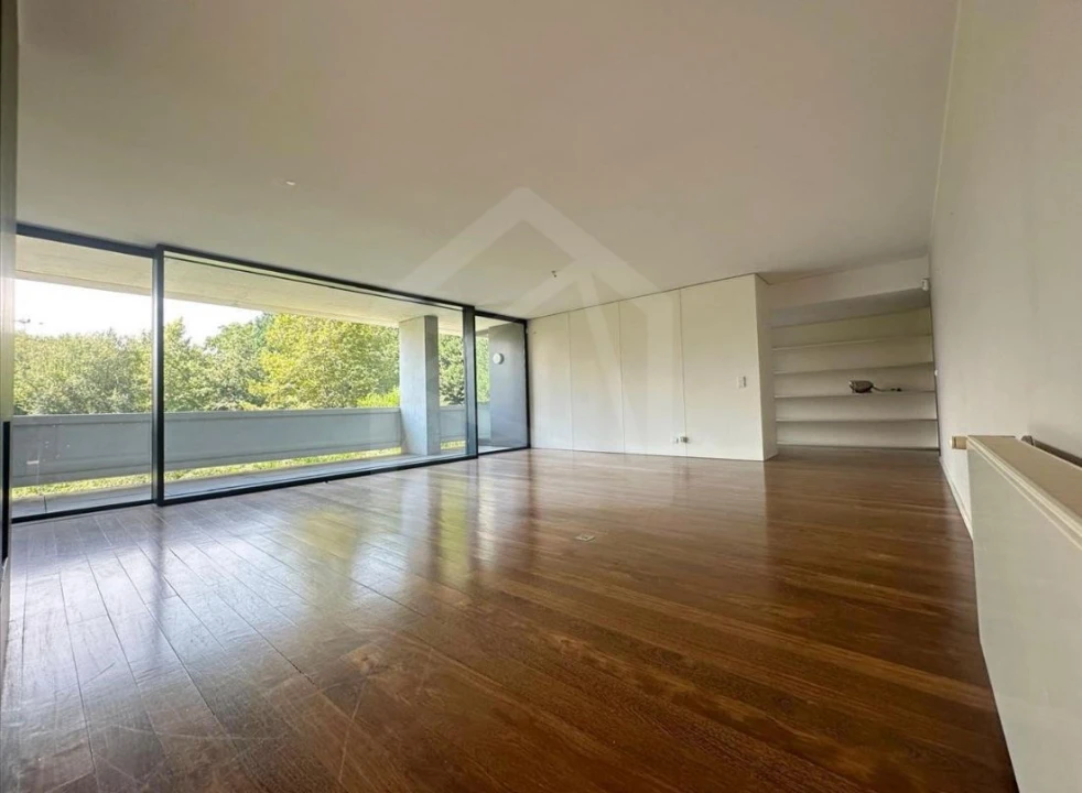 Apartamento T4 para Venda em Mafamude e Vilar do Paraíso Foto 2