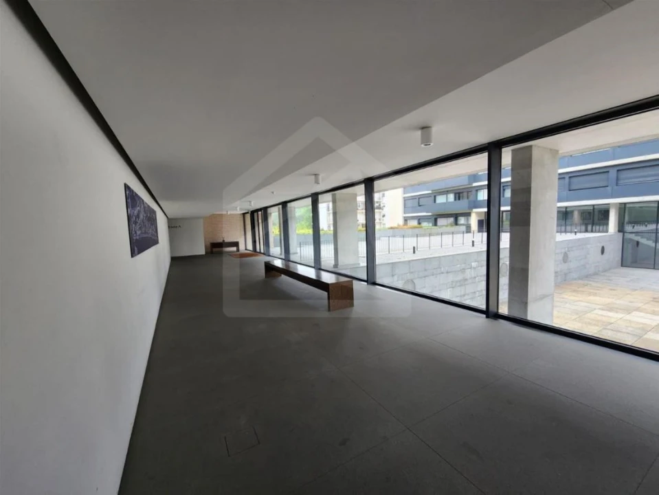 Apartamento T4 para Venda em Mafamude e Vilar do Paraíso Foto 18