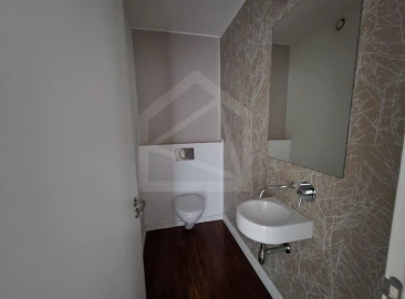 Apartamento T4 para Venda em Mafamude e Vilar do Paraíso