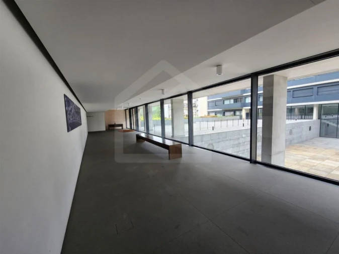 Apartamento T4 para Venda em Mafamude e Vilar do Paraíso Foto 18
