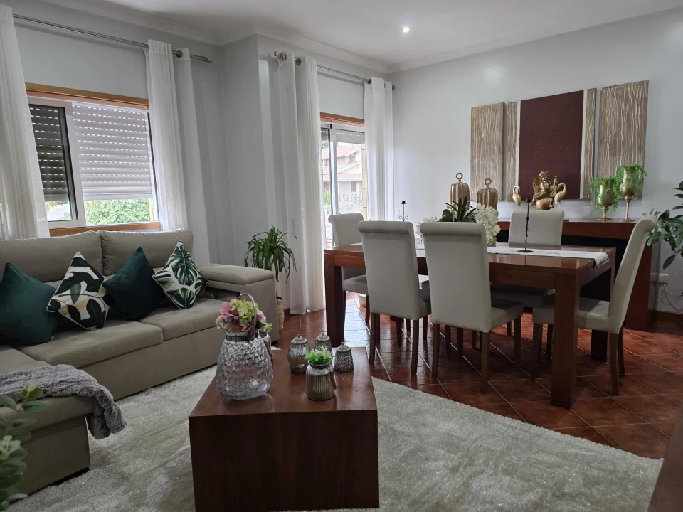 Apartamento T3 para Venda em Santa Maria da Feira, Travanca, Sanfins e Espargo Foto 4