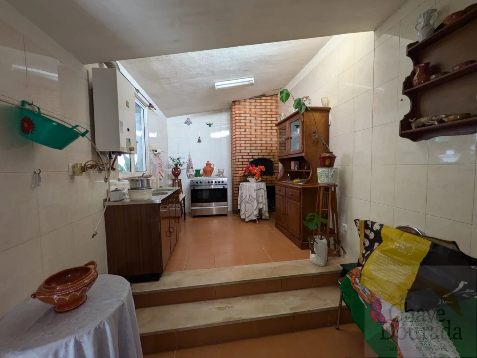 Moradia T3 para Venda em Santo Antonio dos Olivais Foto 10