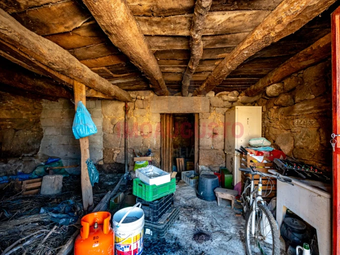 Moradia T2 para Venda em Pousade e Albardo Foto 5