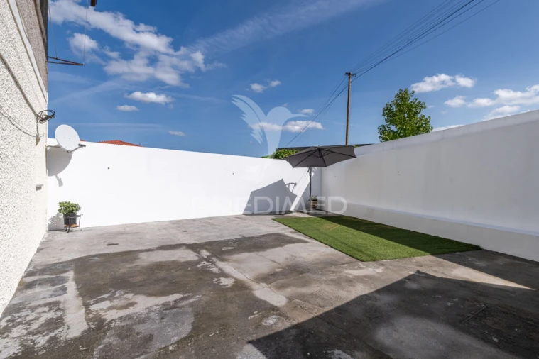 Moradia T4 para Venda em Vila Verde e Barbudo Foto 15