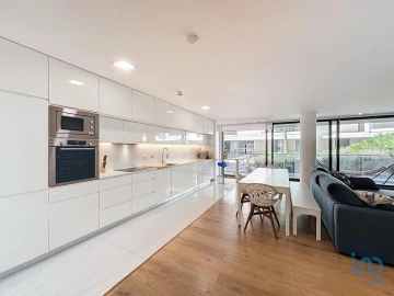 Apartamento T4 para Venda em Olhão