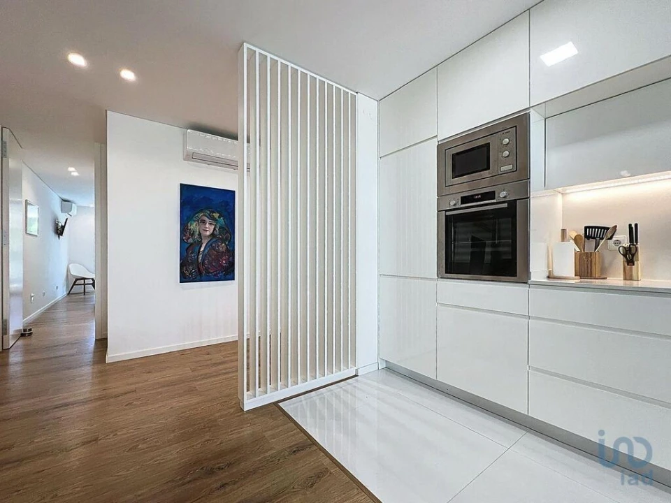 Apartamento T4 para Venda em Olhão Foto 8