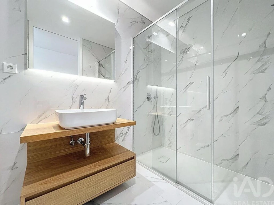 Apartamento T4 para Venda em Olhão Foto 15