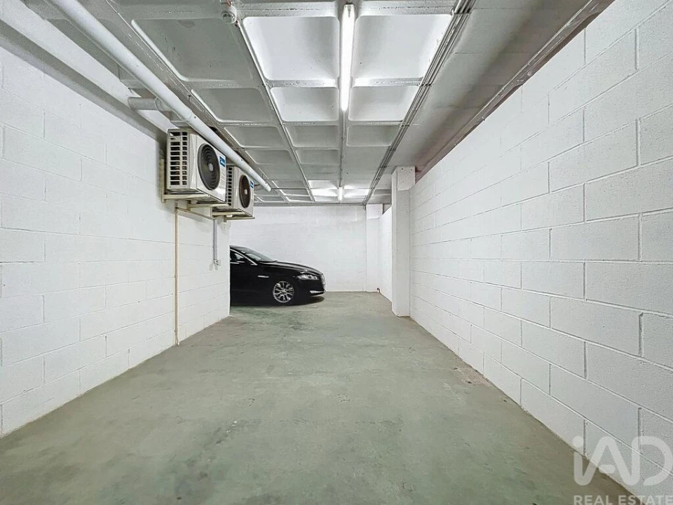 Apartamento T4 para Venda em Olhão Foto 23