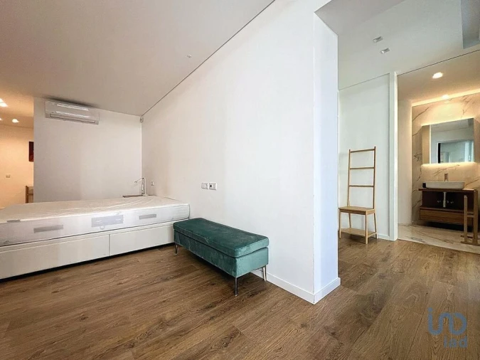 Apartamento T4 para Venda em Olhão Foto 13