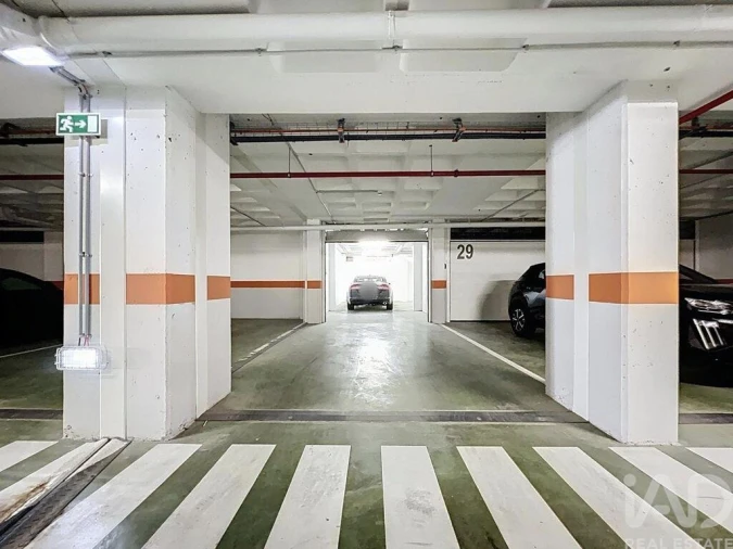 Apartamento T4 para Venda em Olhão Foto 25