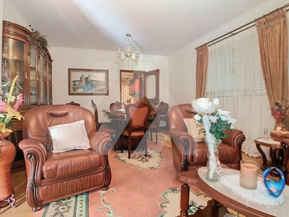 Moradia T4 para Venda em Valega Foto 5