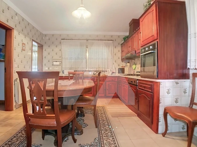 Moradia T4 para Venda em Valega Foto 11