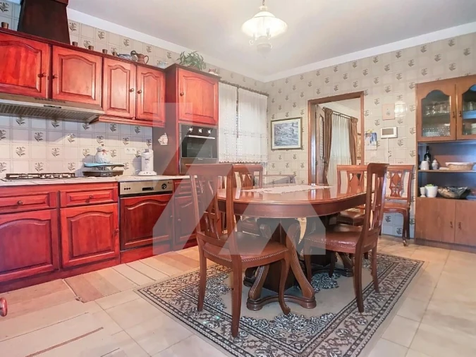 Moradia T4 para Venda em Valega Foto 13