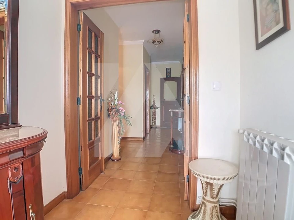 Moradia T4 para Venda em Valega Foto 24