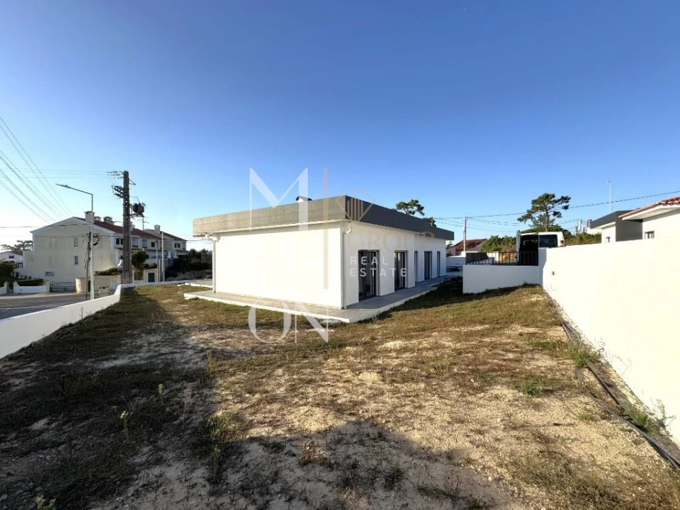 Moradia T4 para Venda em Santo Isidoro Foto 26