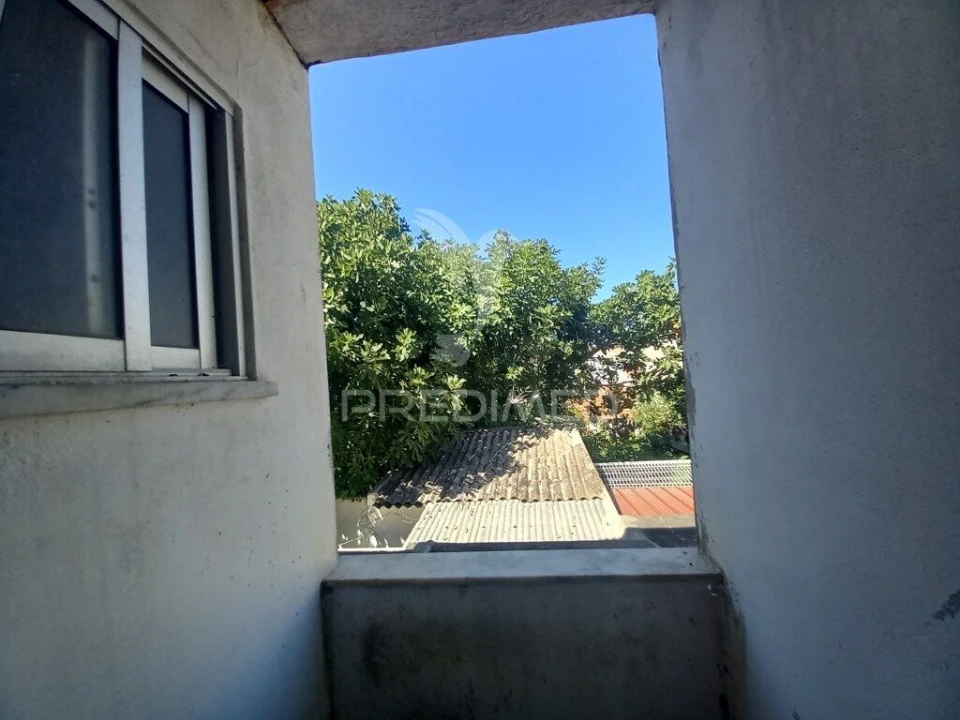 Apartamento T1 para Venda em Baixa da Banheira e Vale da Amoreira Foto 4