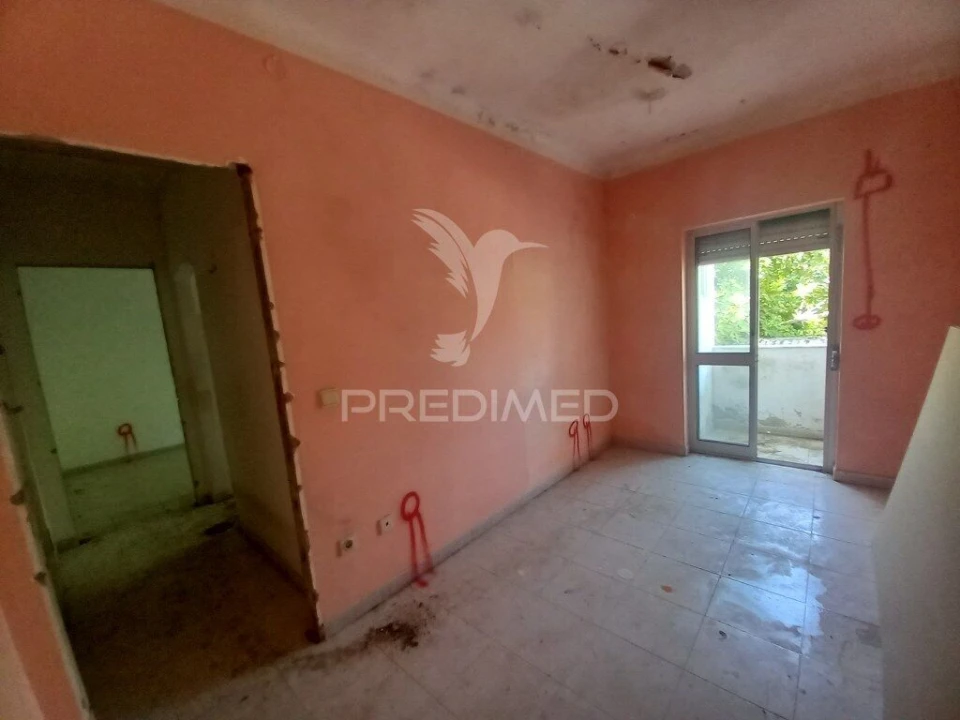 Apartamento T1 para Venda em Baixa da Banheira e Vale da Amoreira Foto 1