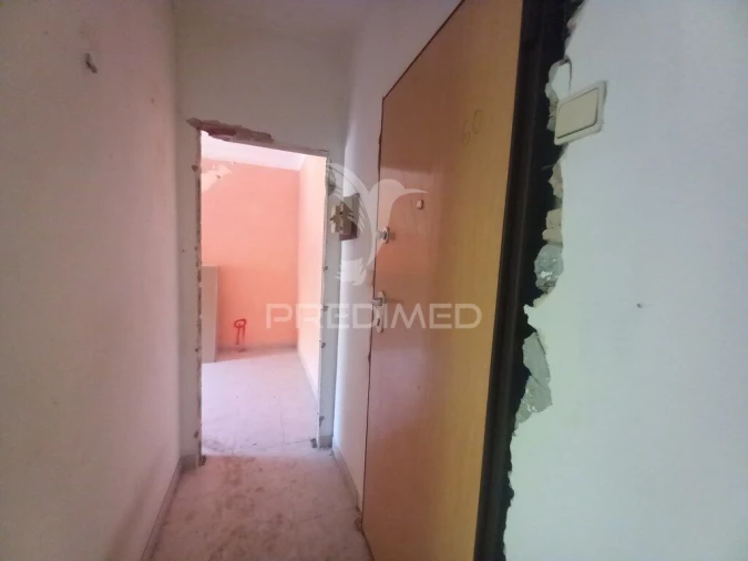 Apartamento T1 para Venda em Baixa da Banheira e Vale da Amoreira Foto 3